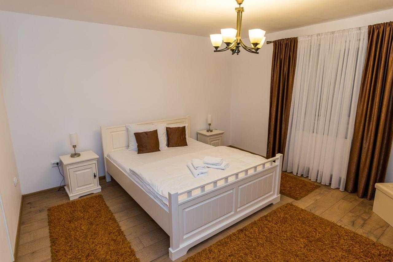 Casa Luca Hotel Moldova Noua Luaran gambar