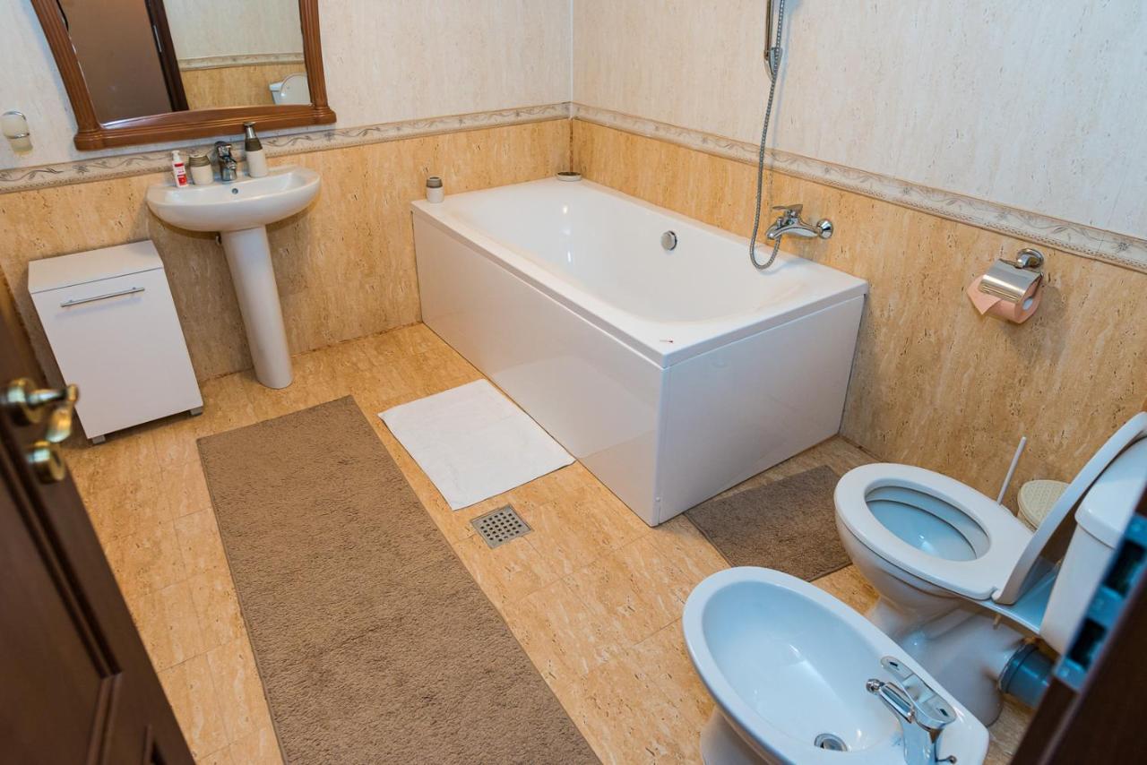 Casa Luca Hotel Moldova Noua Luaran gambar