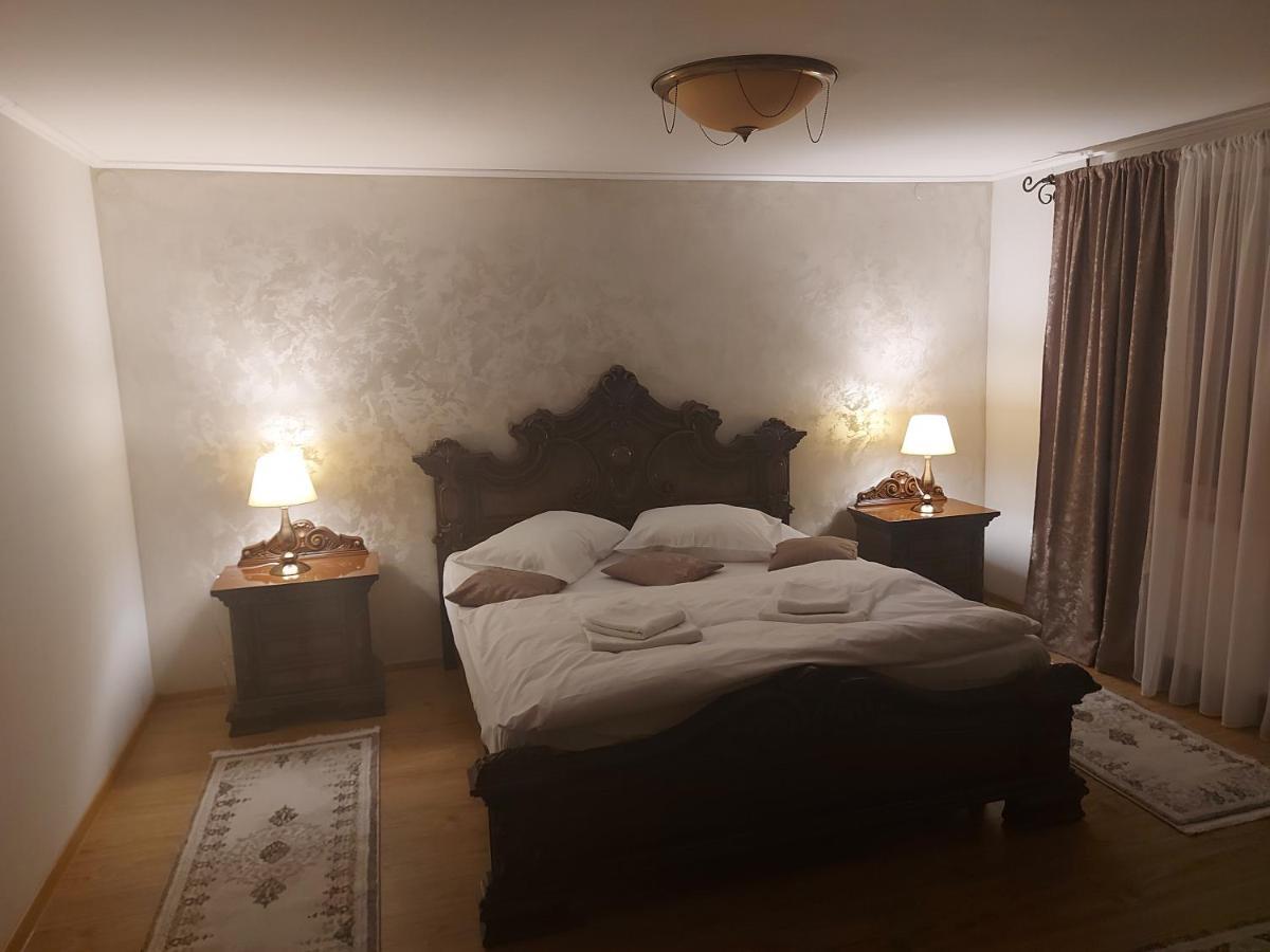 Casa Luca Hotel Moldova Noua Luaran gambar