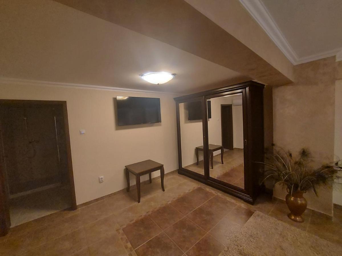 Casa Luca Hotel Moldova Noua Luaran gambar