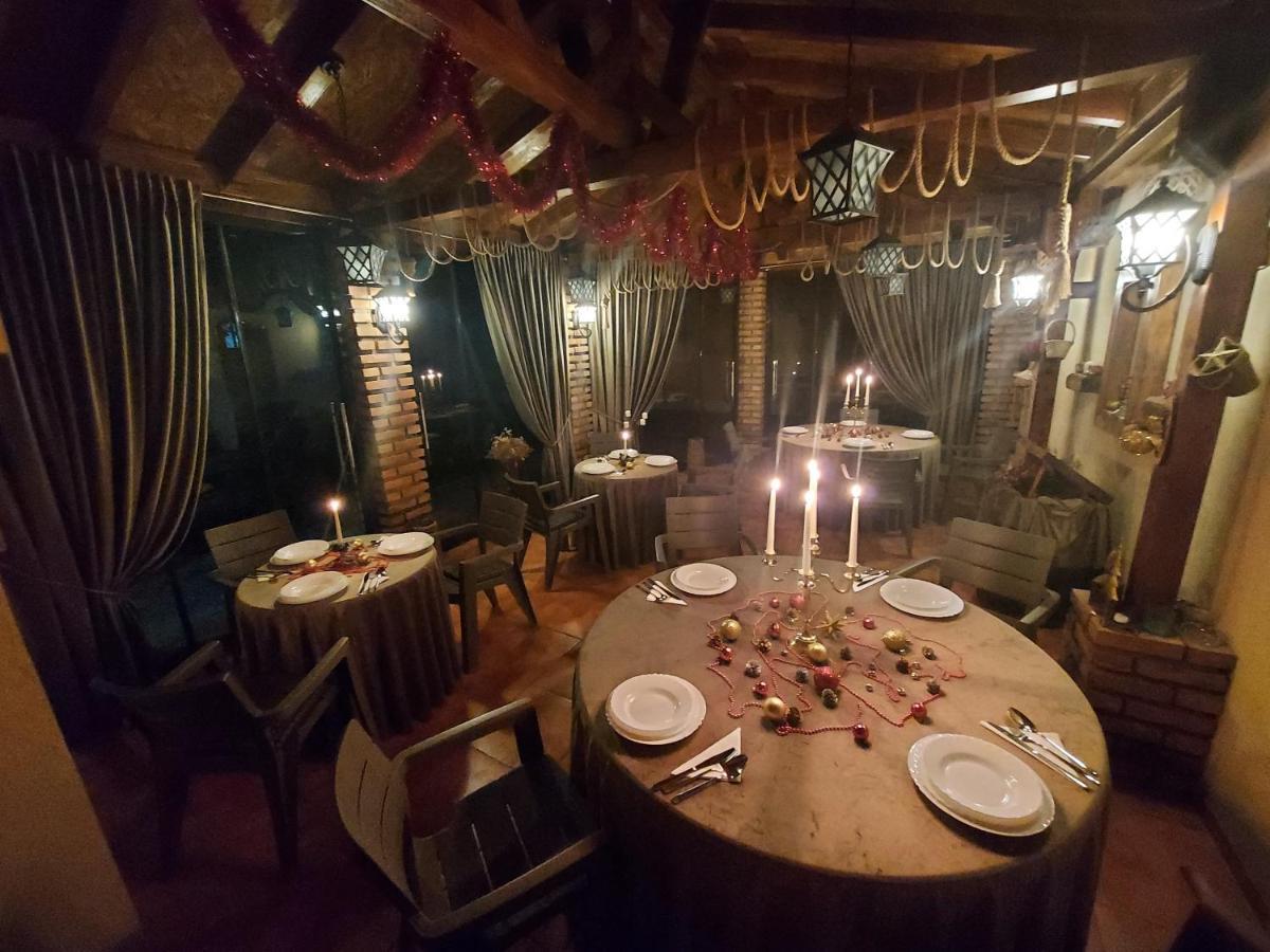 Casa Luca Hotel Moldova Noua Luaran gambar